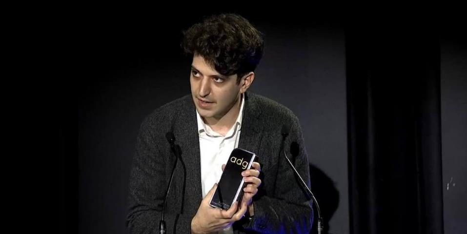 Master of Arts Screen graduate Andréas Giannopoulos accepting the Best Direction in a Student Film prize at the 2021 Australian Directors' Guild Awards for his capstone work, 'Friends of Mine'